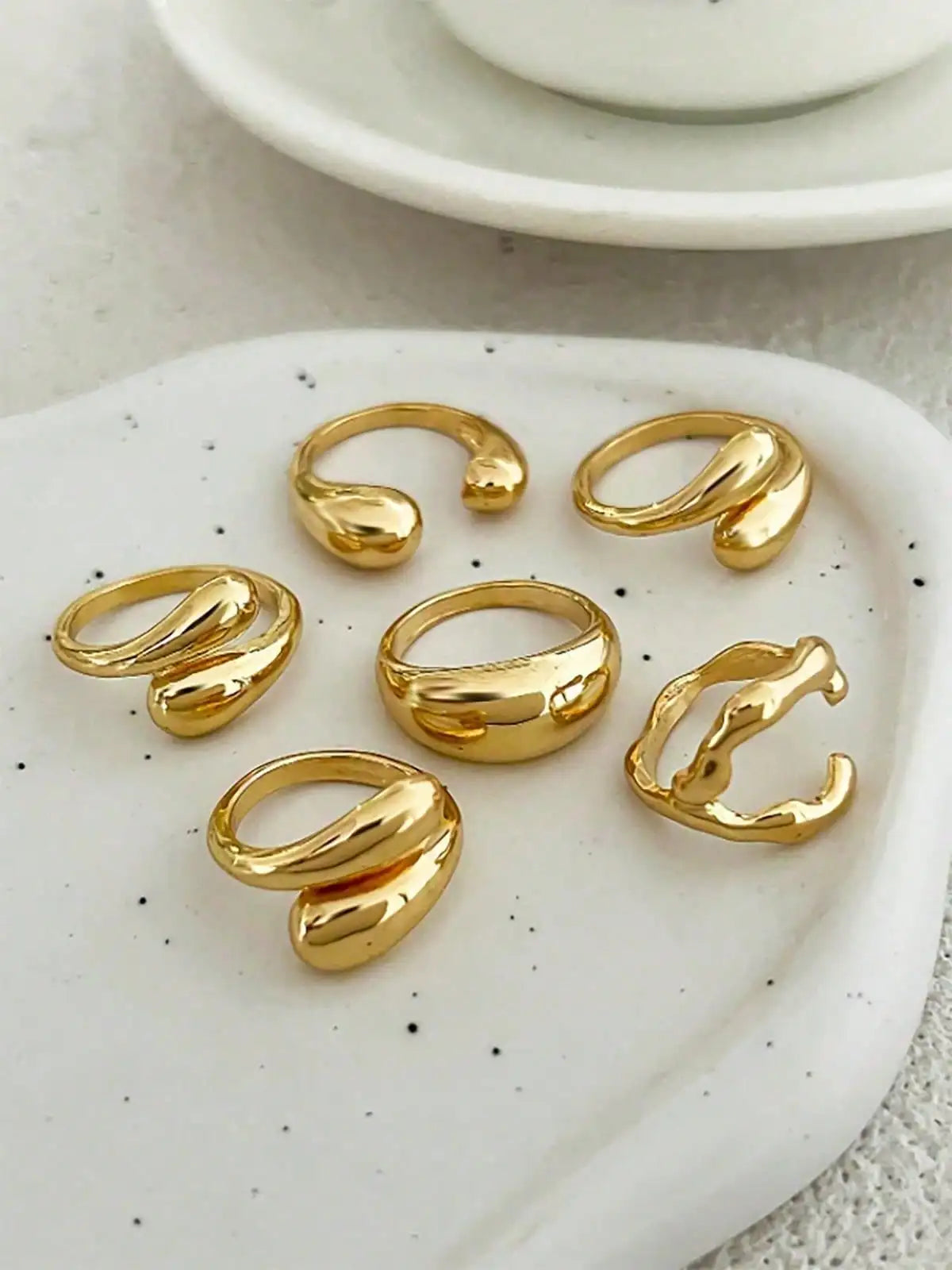 Vintage Gold Ring Set (6 Pieces) – Elegant Boho Fashion Rings